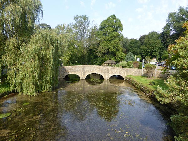 Cotswold Bridge in Bibury - cotswold tours from Bristol