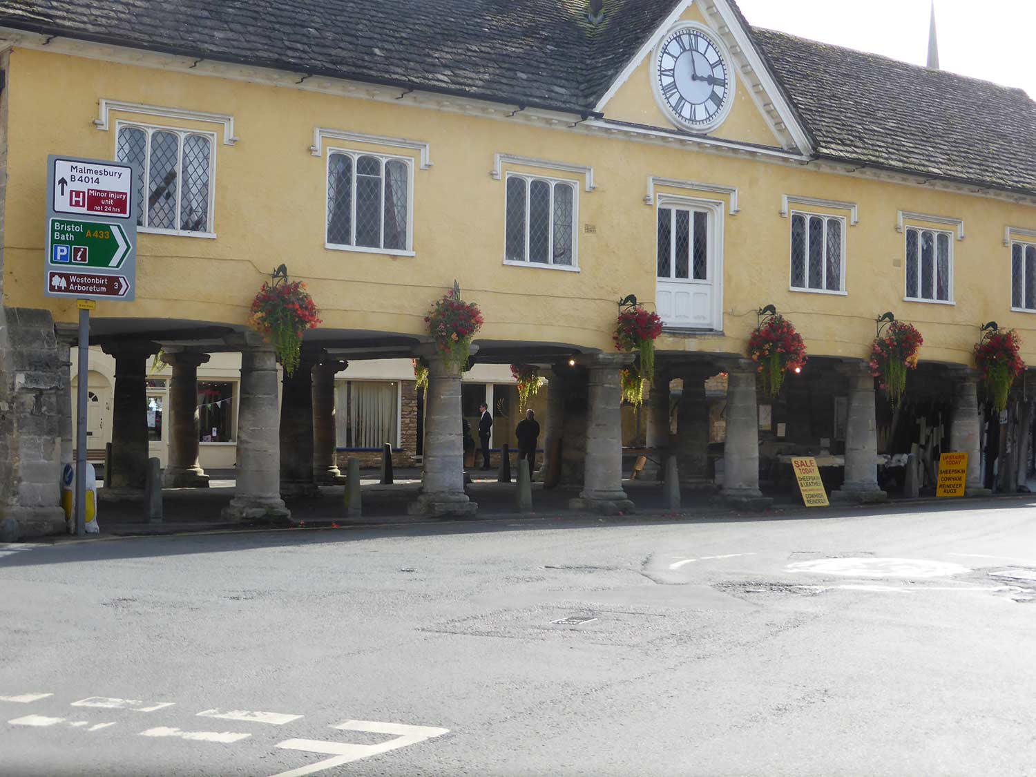 Cotswolds tour from Bath -Tetbury Market House