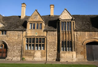 the oldest house in Chipping Campden built 1380