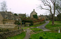 Cotswolds Tour from Bath |River Eye in Upper Slaughter